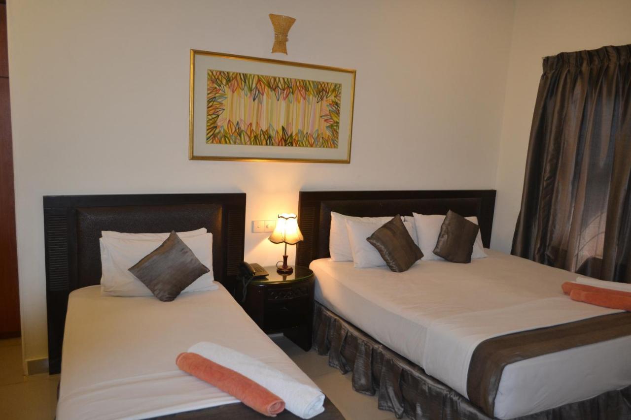 Green Grass Hotel & Restaurant Jaffna Ngoại thất bức ảnh