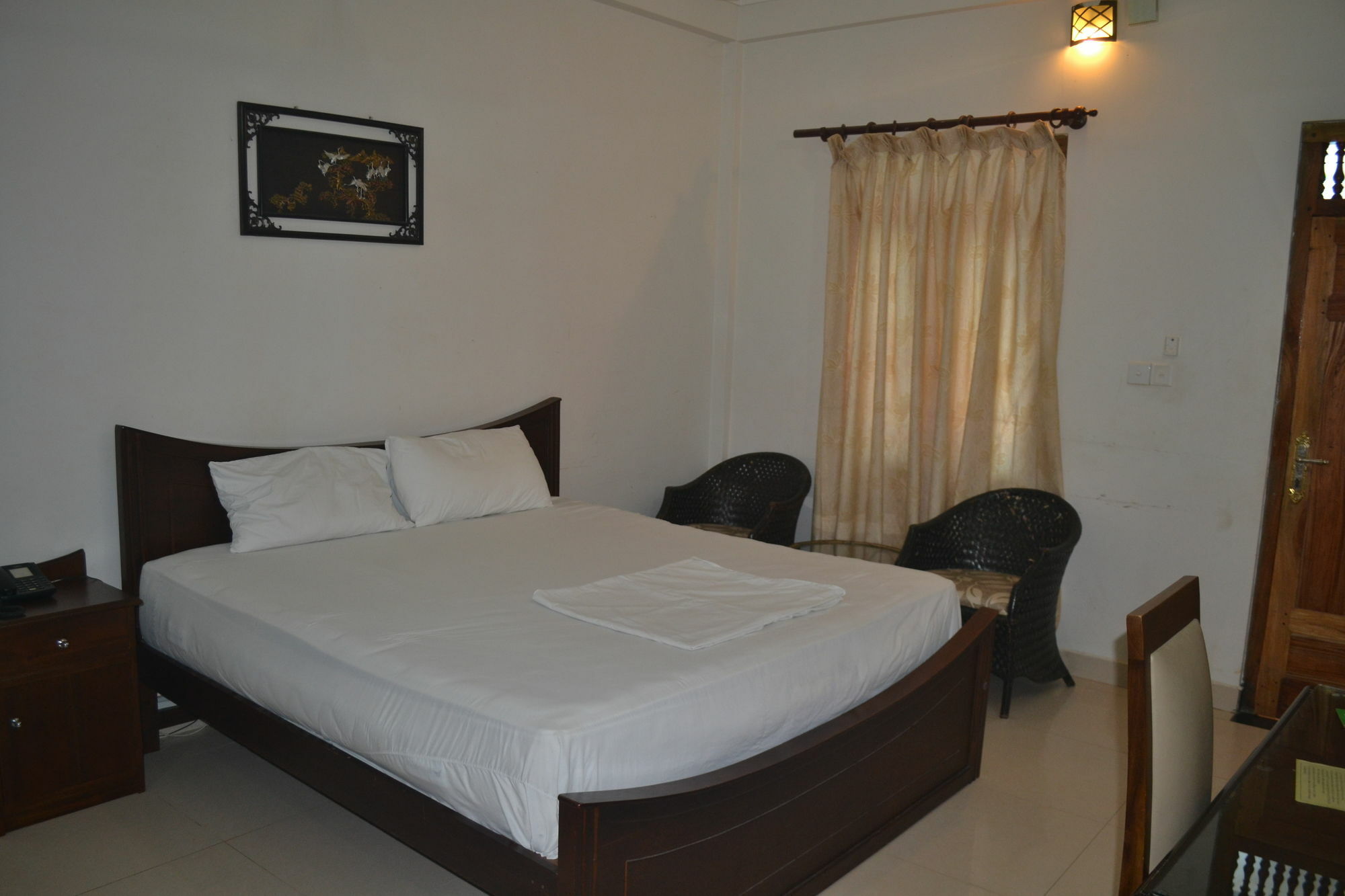 Green Grass Hotel & Restaurant Jaffna Ngoại thất bức ảnh